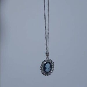Classic Silver Cameo Pendant Necklace